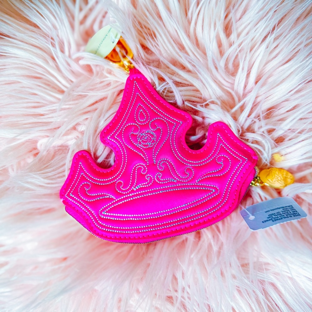 Bath & Body Works Vibrant Aurora Pink Crown coin purse nwt
